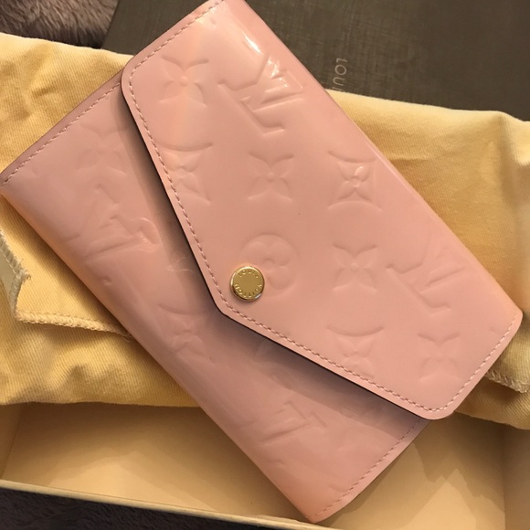 💕SOLD💕Auth. Rose Ballerine Sarah compact wallet - Picture 4 of 8